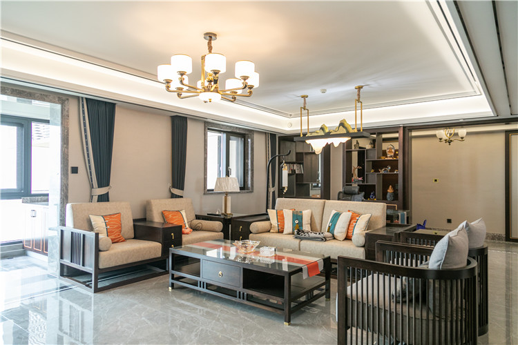 世茂錦繡長(zhǎng)江,新中式