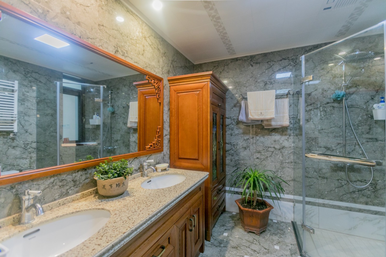 041047120015.jpg 衛生間.jpg