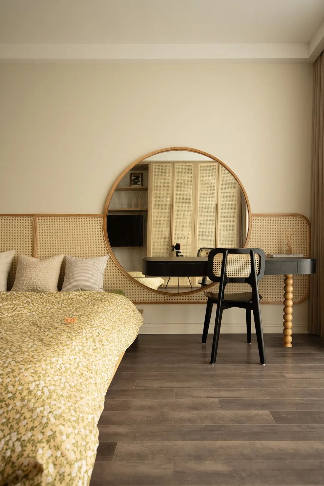 121033580271.jpg 121033580271.jpg