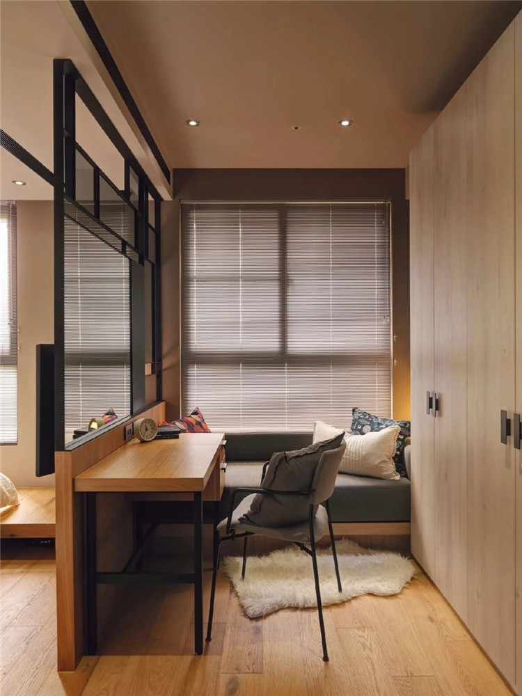 201131470261.jpg (臥室+衣帽間)1.jpg